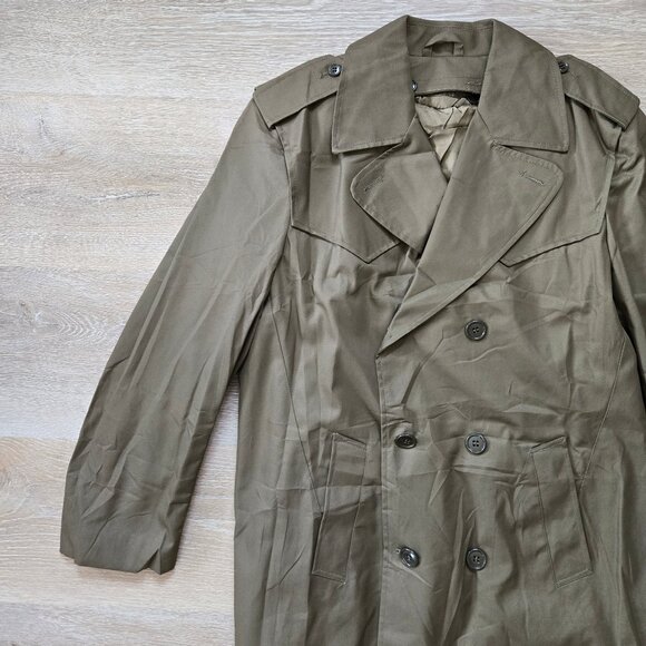 Italian Vintage Military Trench Coat 1981 with Removable Liner Size 46 (Small) - Picture 3 of 17